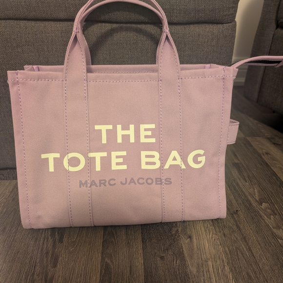 Marc Jacobs Handbags - NWOT Marc Jacobs Medium The Tote Bag In Purple
